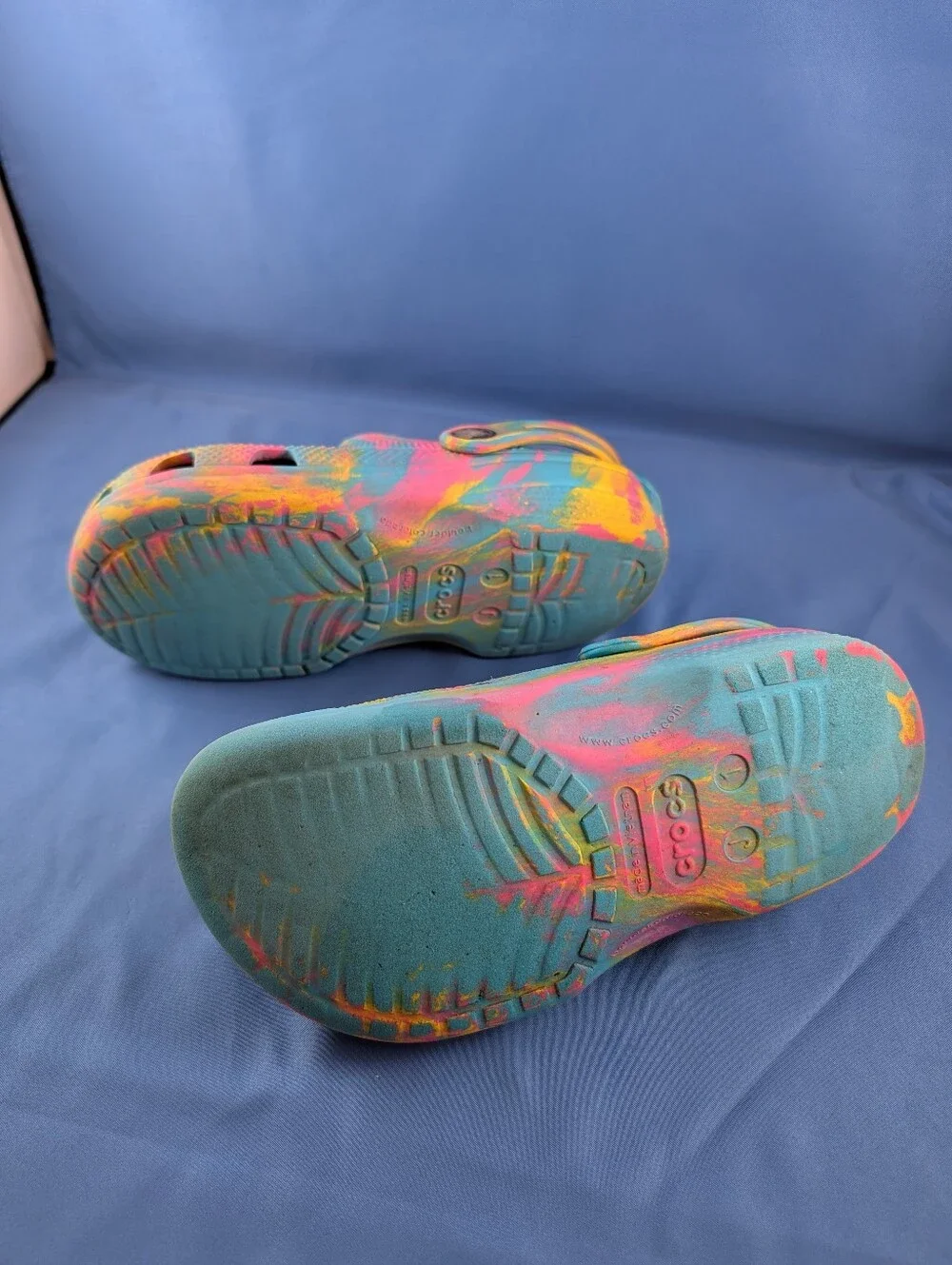 Crocs Kids Classic Clogs J1 Rainbow Tie Dye Multicolor Slip On Shoes
